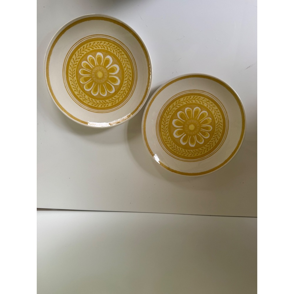 Vintage Royal China Cavalier Ironstone Yellow Sunburst‎ Dinner Plates Set of 2